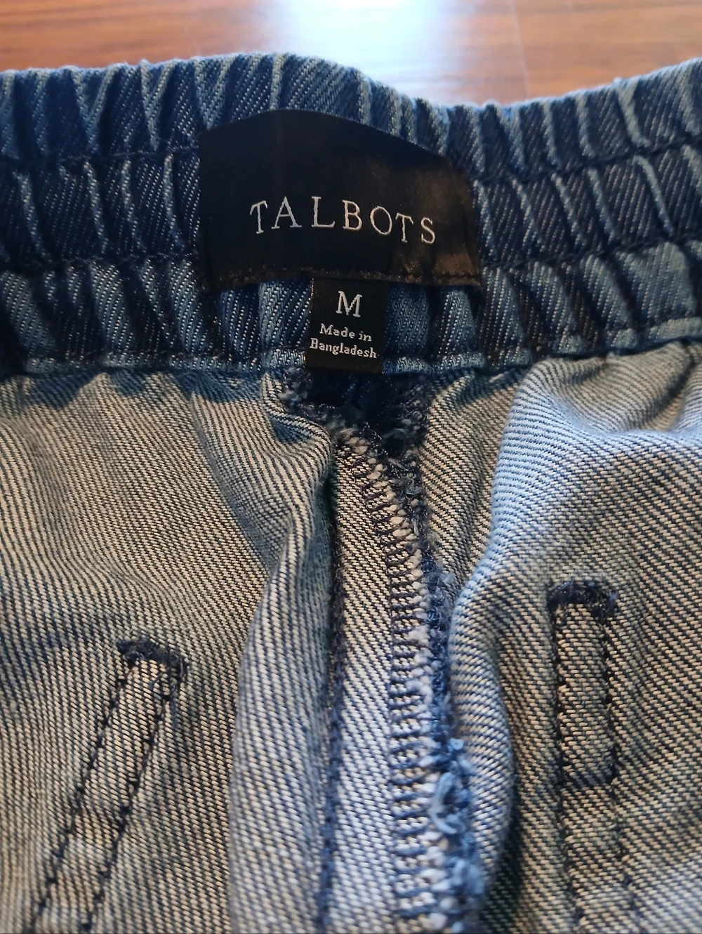 Talbots Size Medium Light Wash Blue Elastic Waist Denim Pants